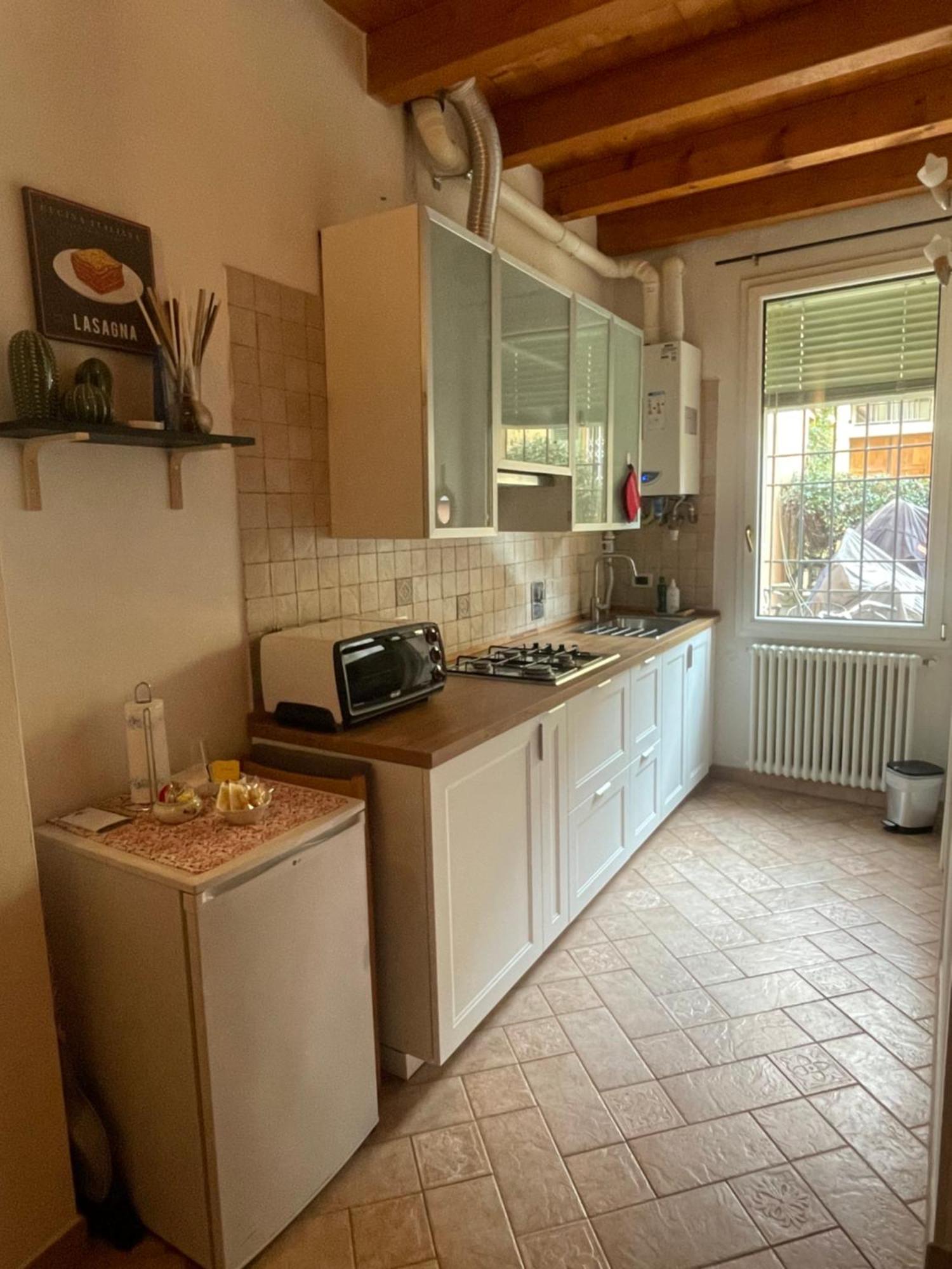Casa Vacanze Myrasol Apartment Bologna Bagian luar foto